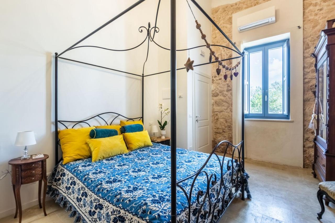 Michael Garden Bed & Breakfast Noto Bagian luar foto
