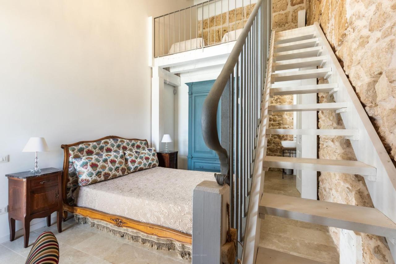 Michael Garden Bed & Breakfast Noto Bagian luar foto