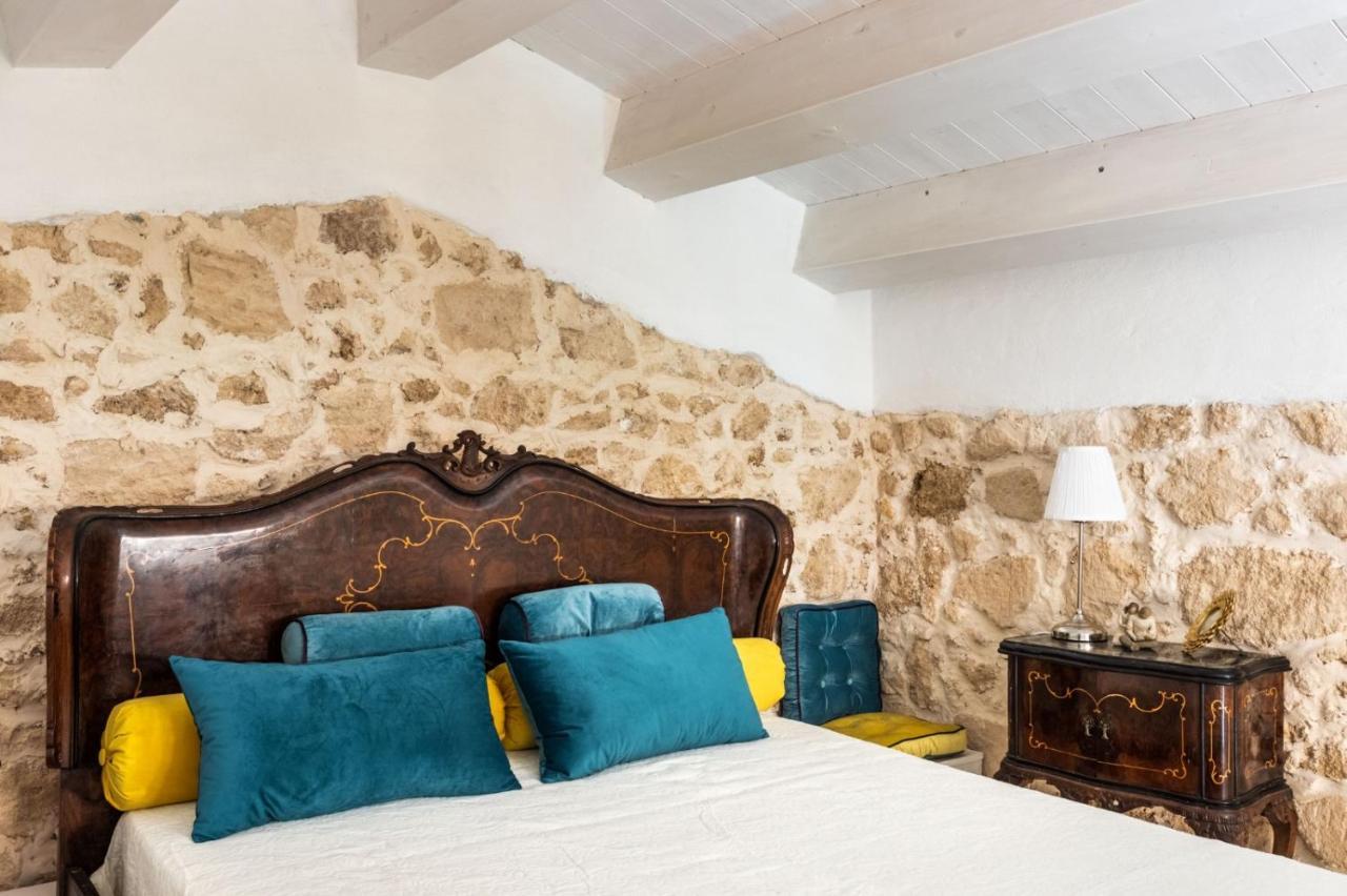 Michael Garden Bed & Breakfast Noto Bagian luar foto
