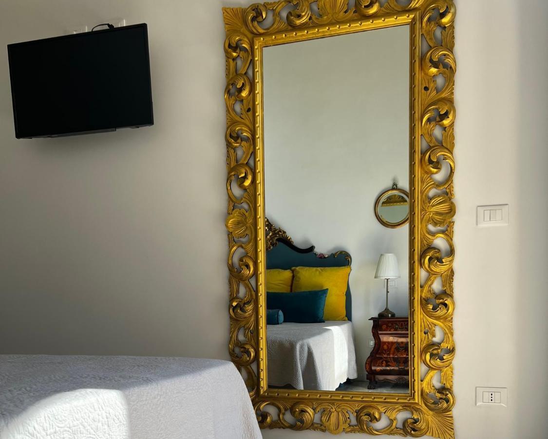 Michael Garden Bed & Breakfast Noto Bagian luar foto