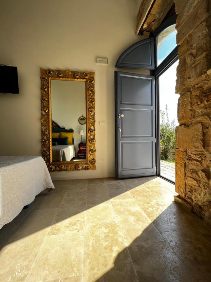 Michael Garden Bed & Breakfast Noto Bagian luar foto