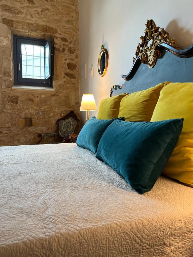 Michael Garden Bed & Breakfast Noto Bagian luar foto