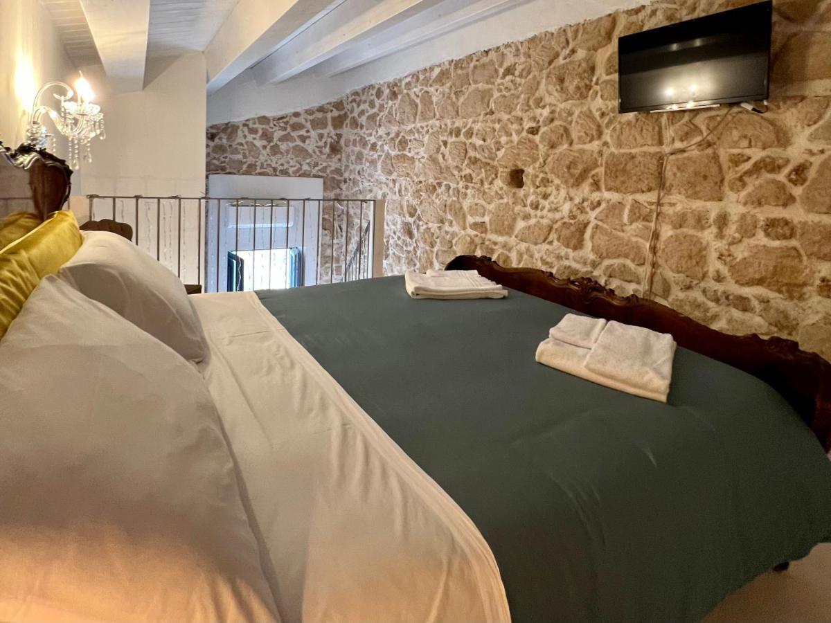 Michael Garden Bed & Breakfast Noto Bagian luar foto